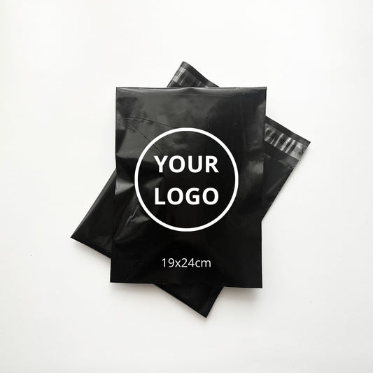 Poly Mailers shipping bag 19х24cm (7.5x9.4in) Black.