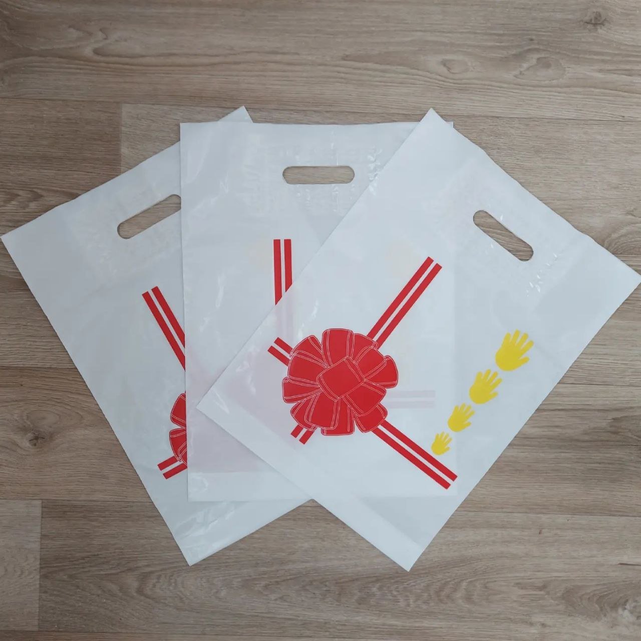 Custom Plastic Shopping Bags 20x30cm (7.9x11.8in) White