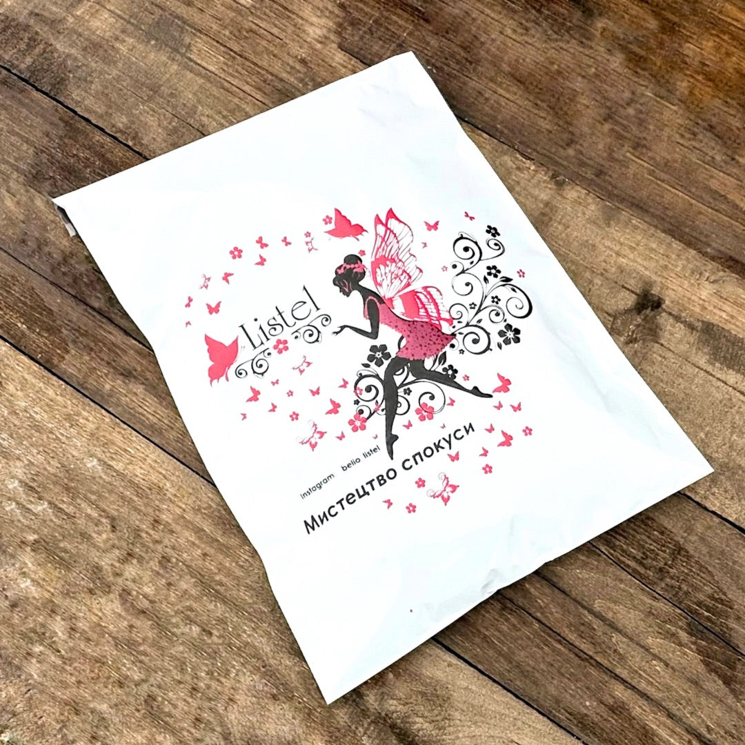 Custom plastic mailing bags